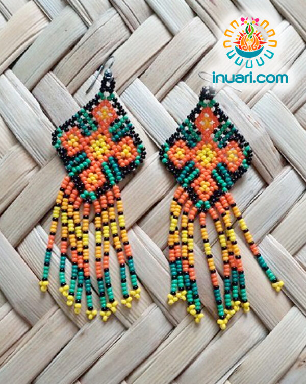 Aretes Tsikuri naranja