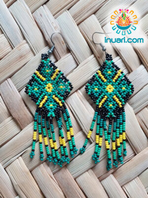 Aretes Tsikuri verde