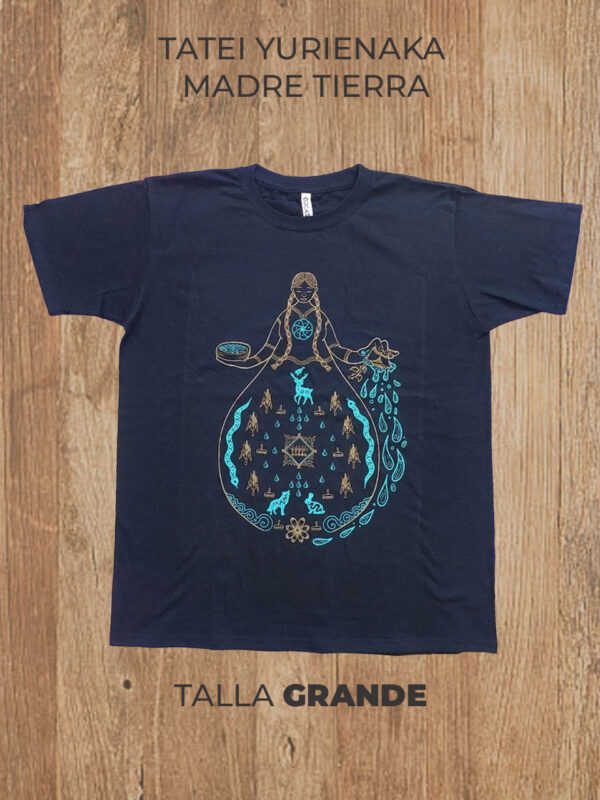 TATEI-YURIENAKA-02--MADRE-TIERRA-G Playera 03 G GRANDE Tatei Yurienaka Madre Tierra